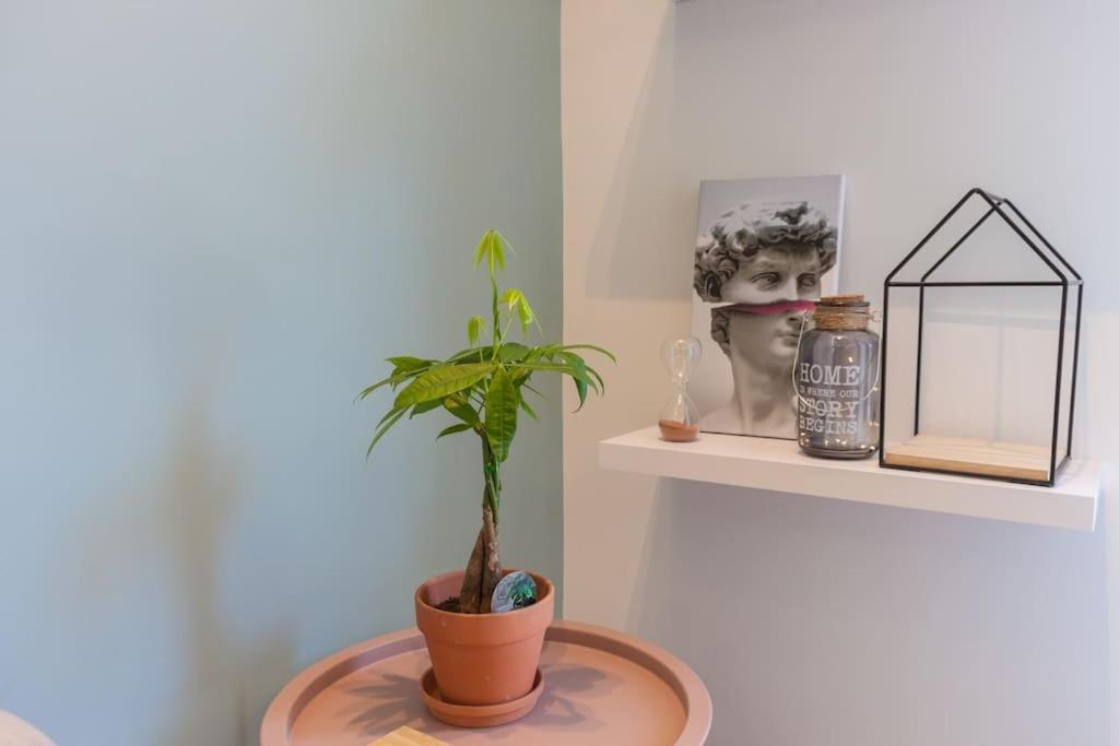 Deluxe Urban 2Br Apt By Nat. Archaelogical Museum Atenas Exterior foto