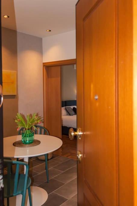 Deluxe Urban 2Br Apt By Nat. Archaelogical Museum Atenas Exterior foto